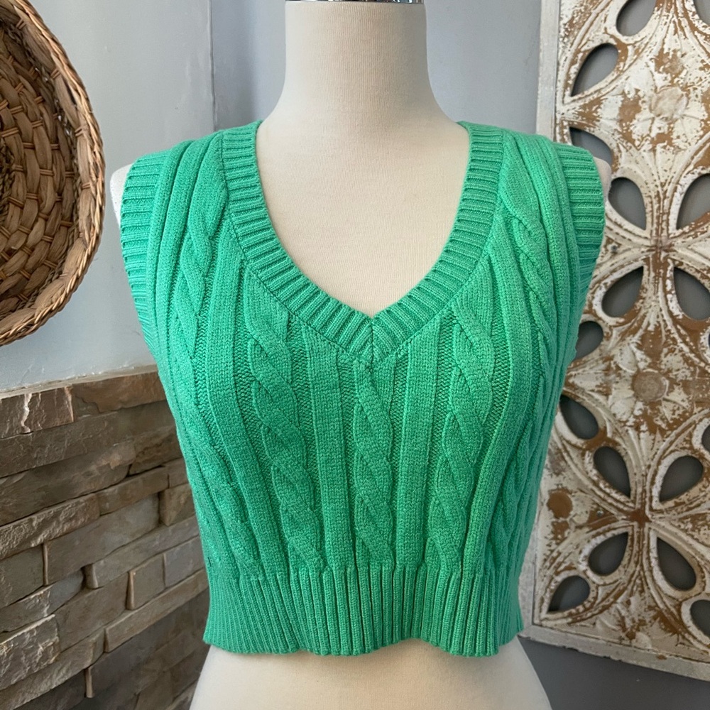 Streetwear Society green Cable Knit Sweater Vest size XS